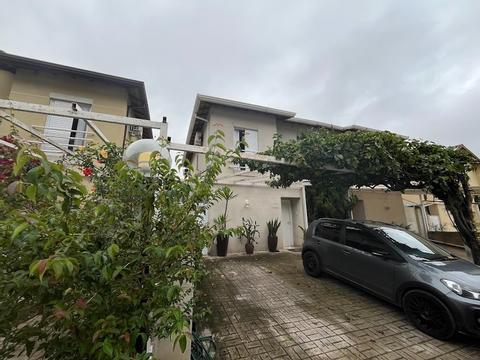 Casa à venda e para alugar em Cotia, Parque Rincão, com 3 quartos, com 120 m², Sitio Viana 